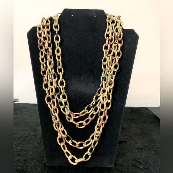 Women’s Multi-Colored Metal Chain Necklace - Picture 2 of 6